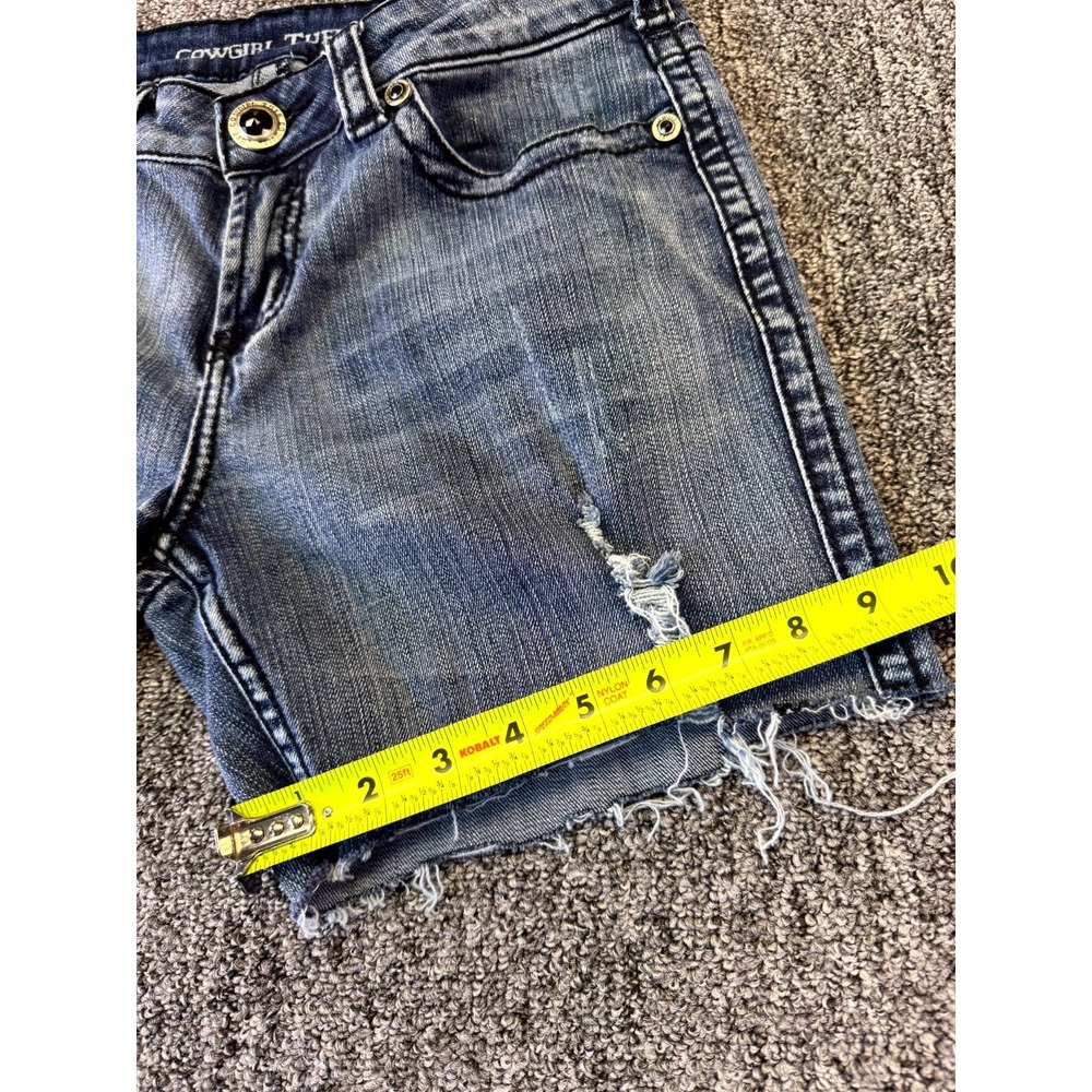 Cowgirl Tuff Co. Shorts Womens 30 Blue Denim Low Rise Light Wash Frayed Hem - Picture 9 of 16
